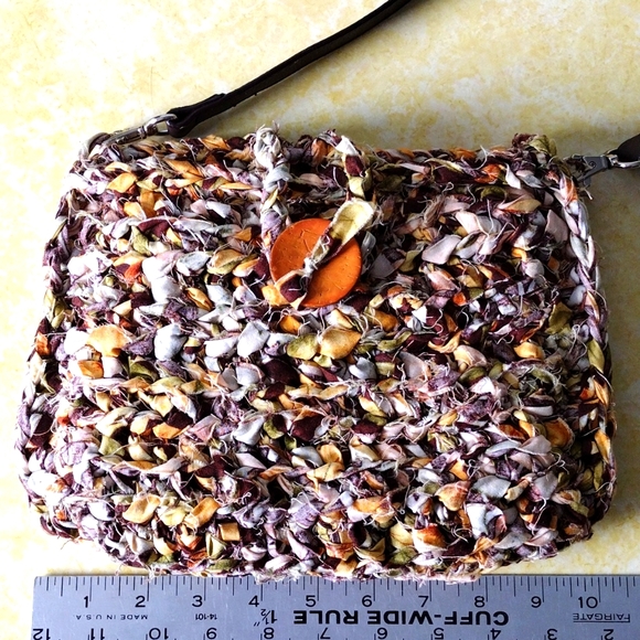 Crocheted Rag Purse - Picture 6 of 9